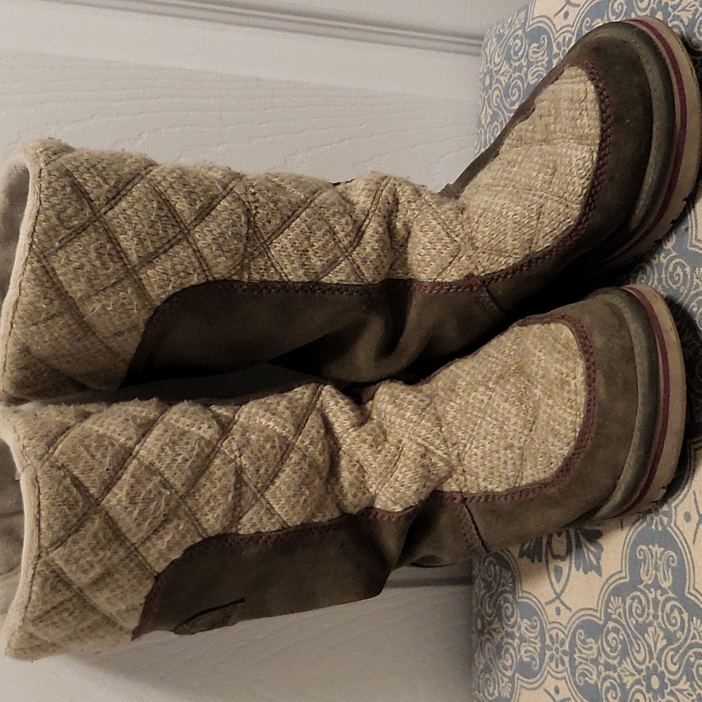 Sorel Campus Tall Winter  boots  USA 7